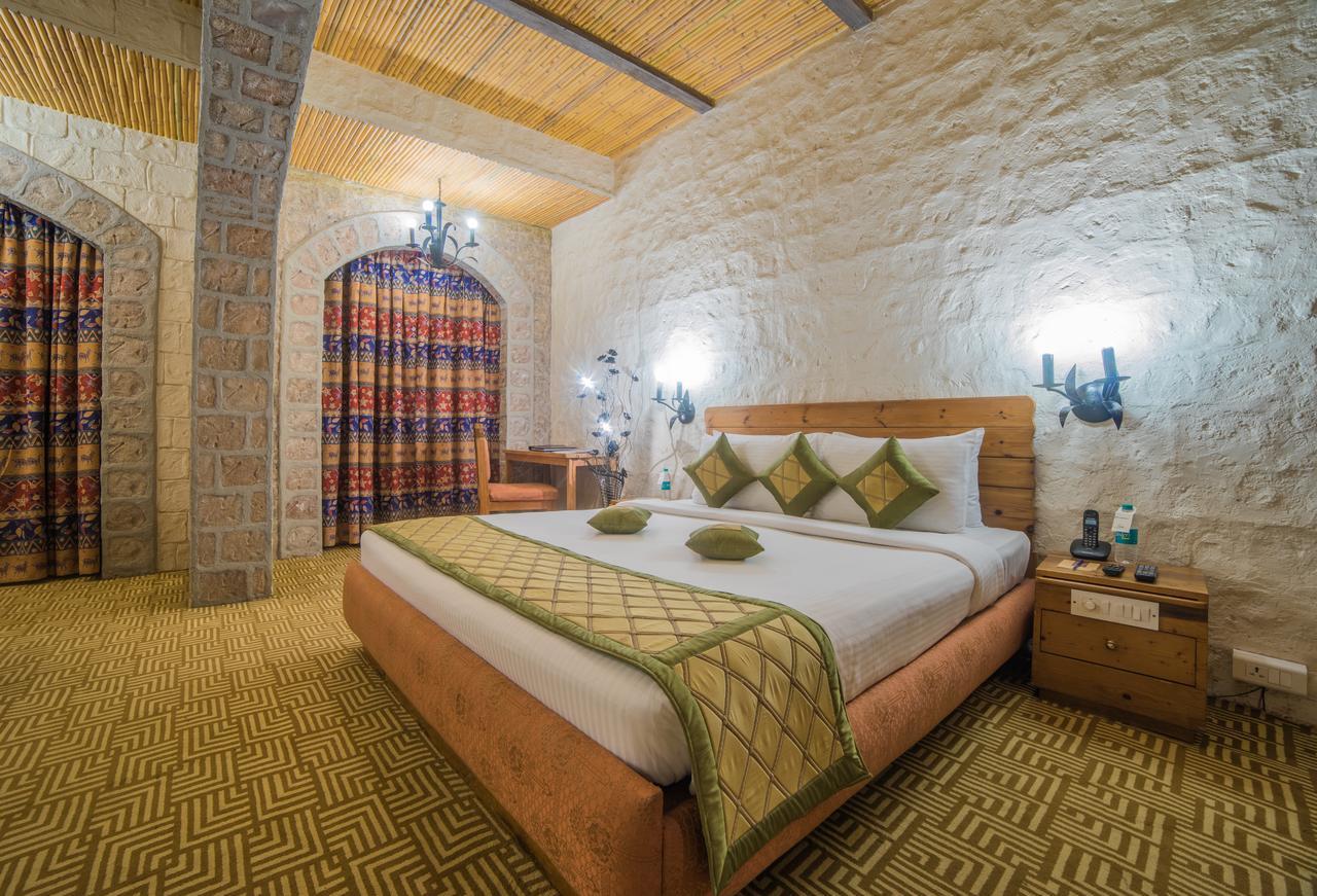 Ramoji Film City- Sitara Luxury Hotel Pedda Ambarpet Экстерьер фото